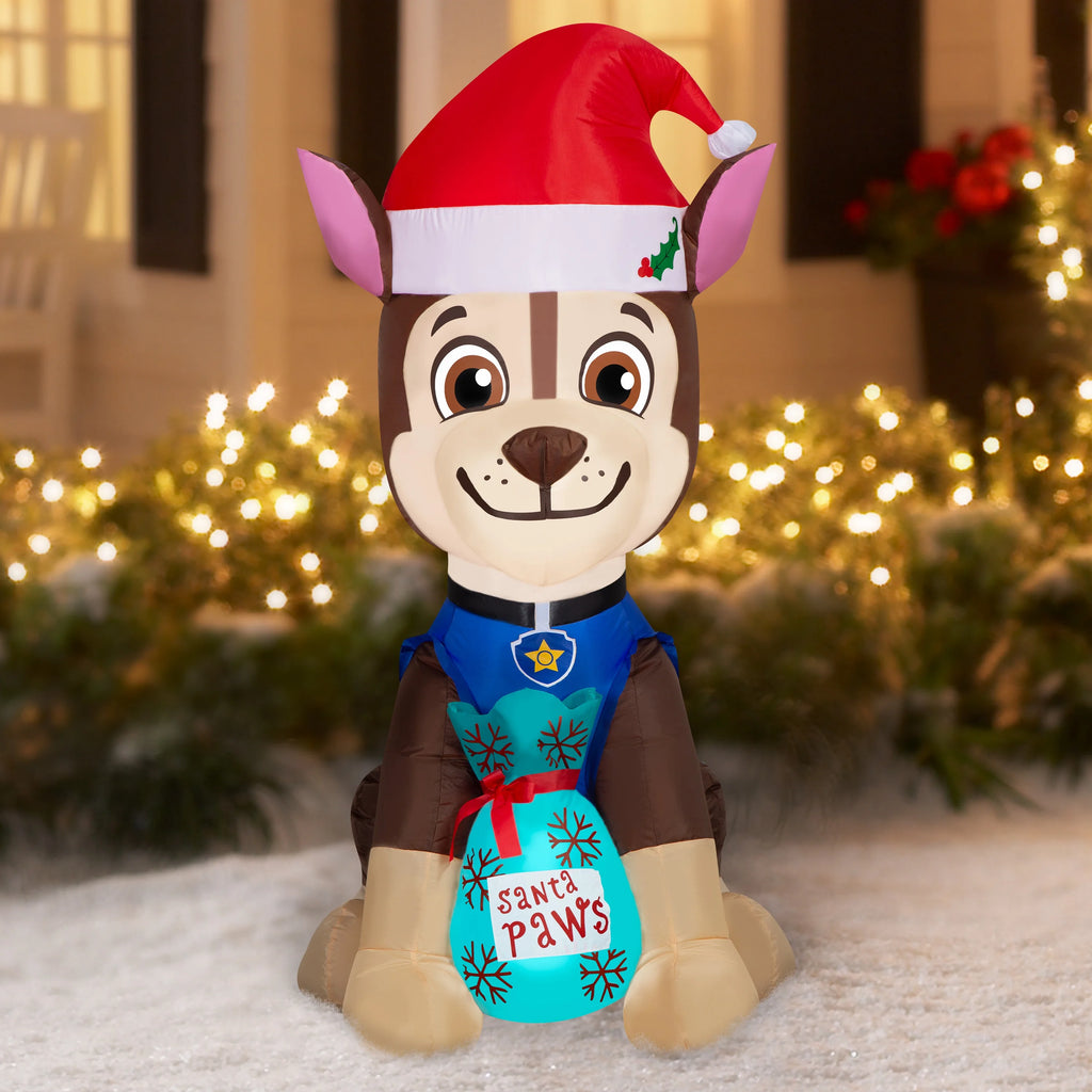 Christmas Chase Inflatables L447