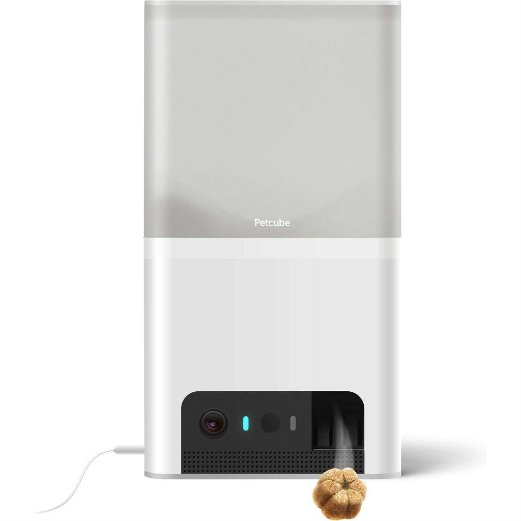 Interactive WiFi Pet Monitoring Camera with Treat Dispenser D781