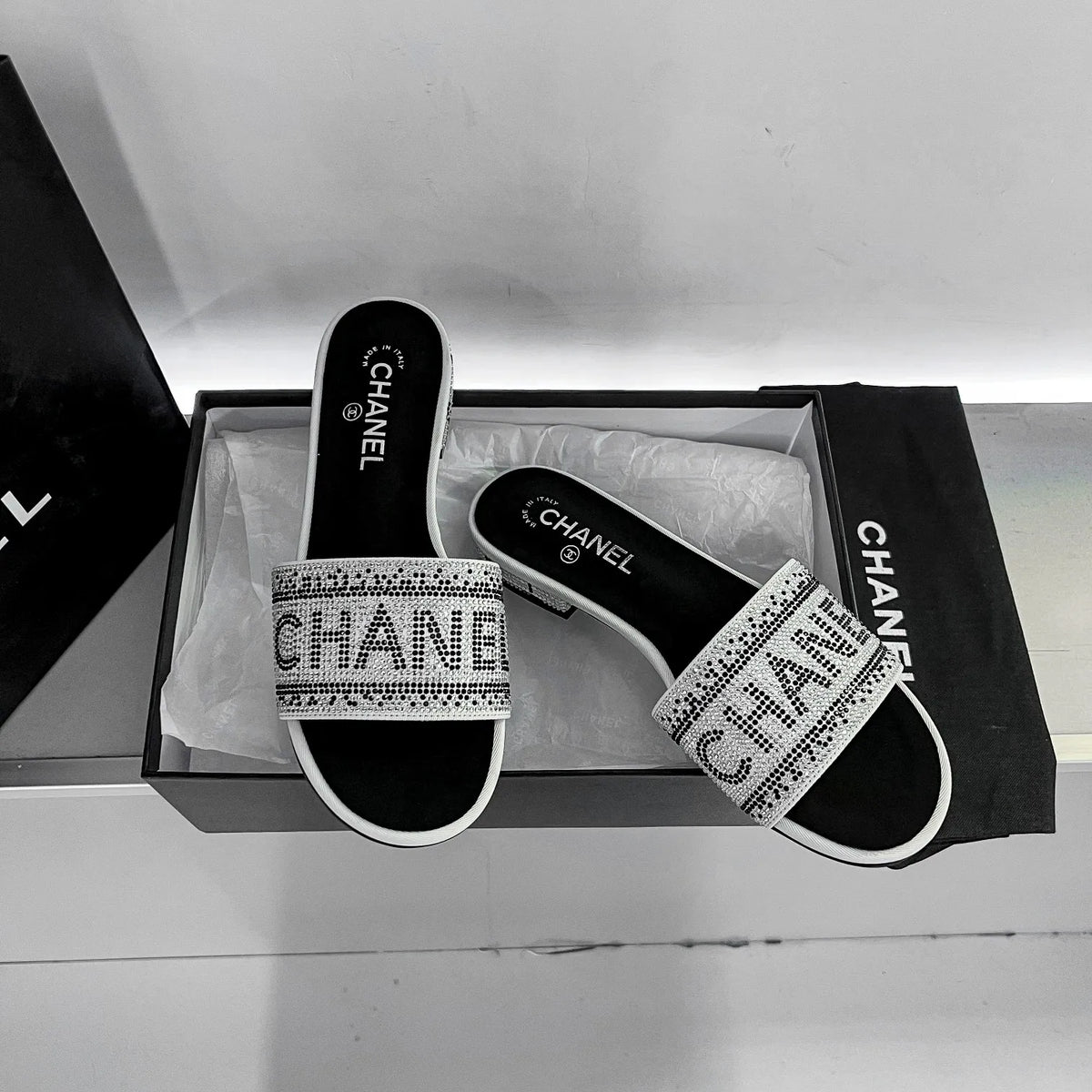 Blingbling Diamond Slippers P12628