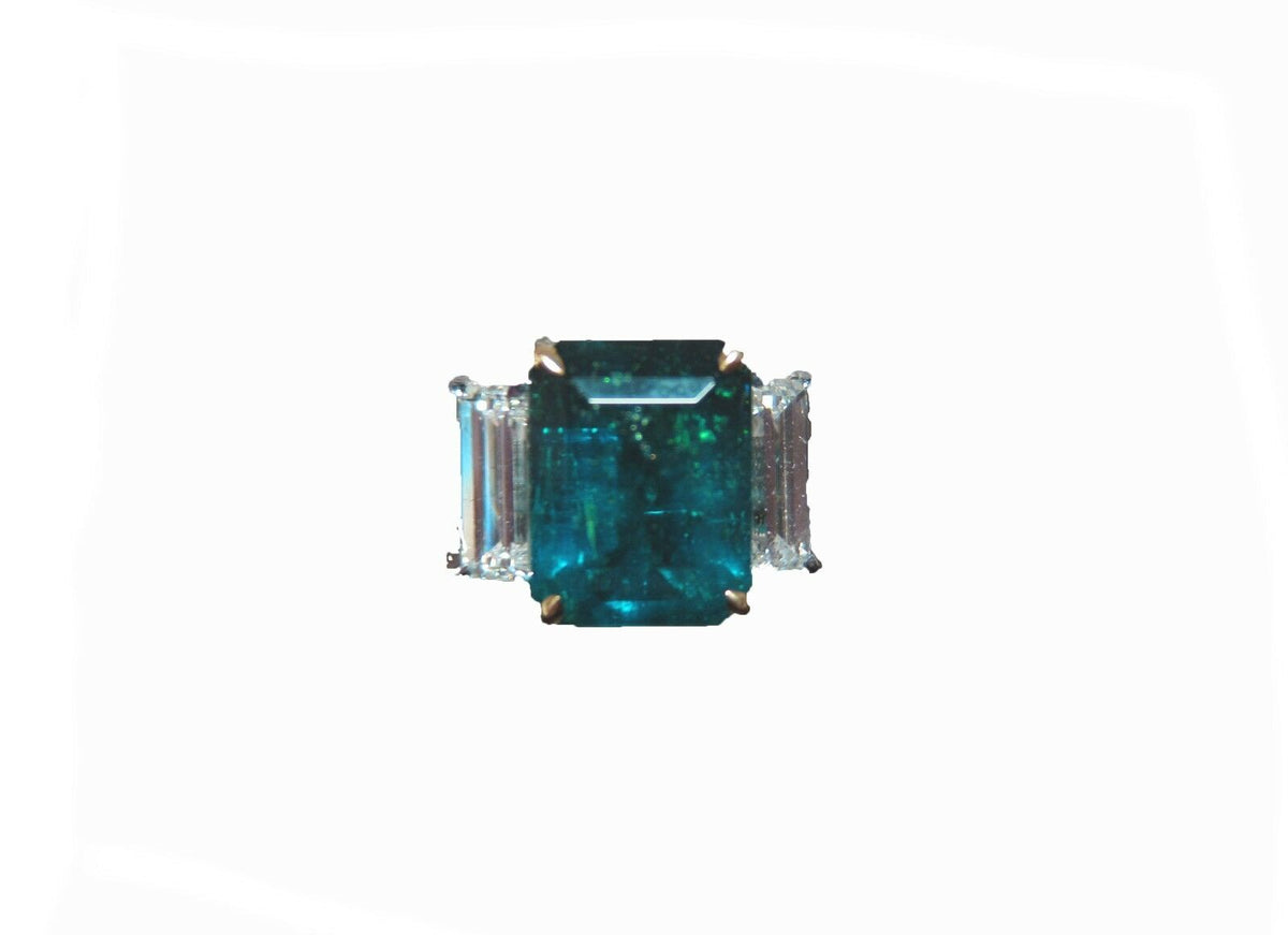 Emerald 4.00 CTTW Diamond Ring T914345
