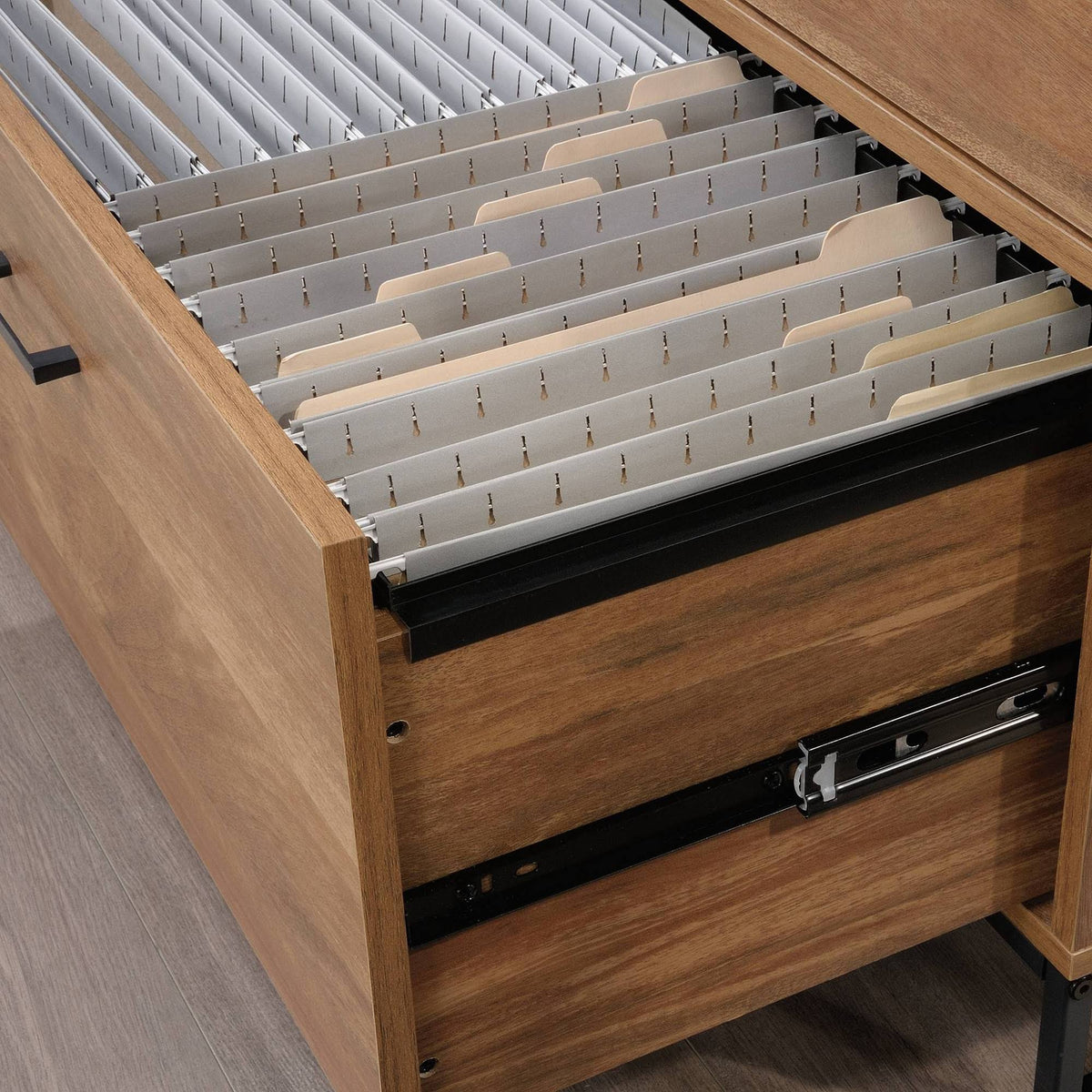 2-Drawer Lateral File Cabinet P632