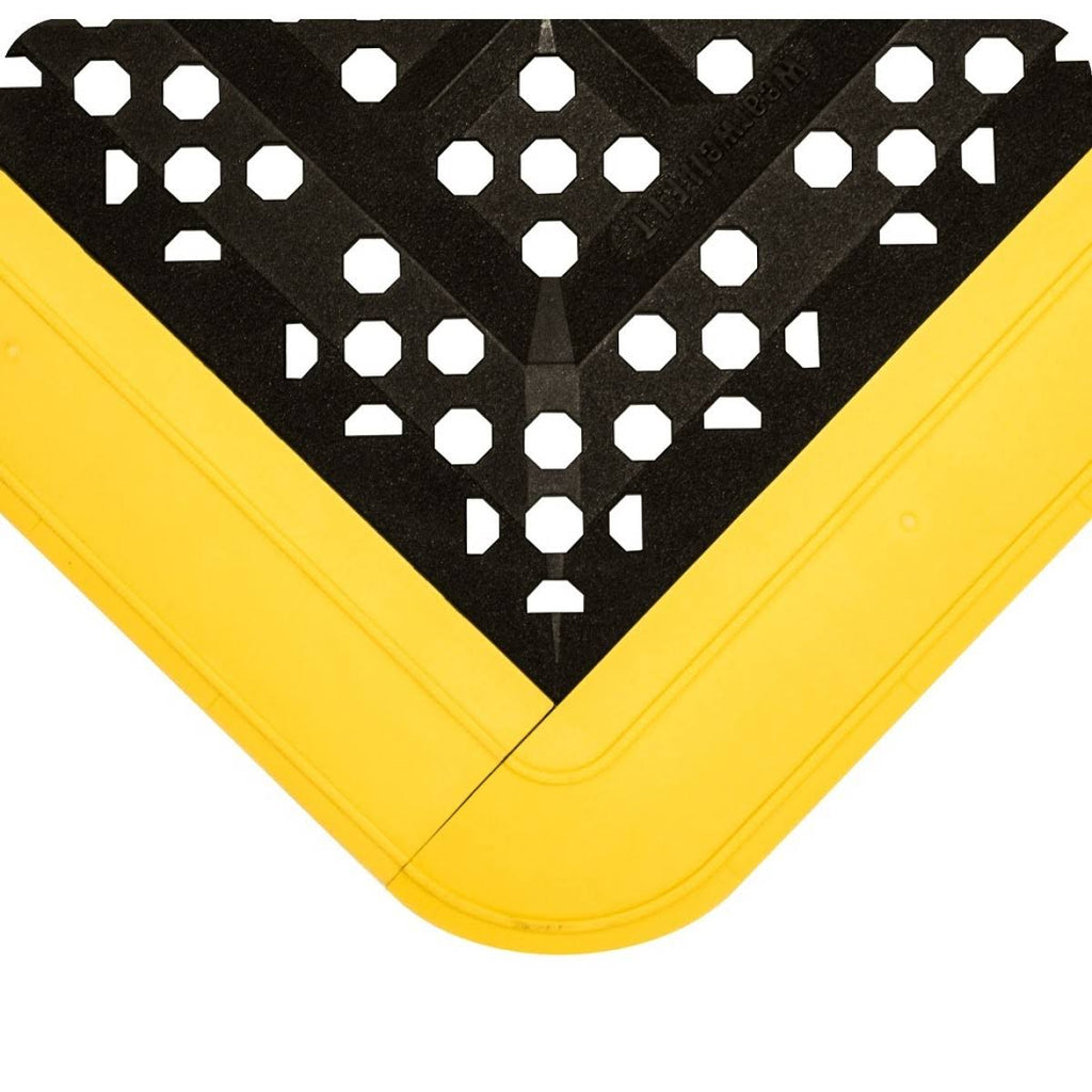 Black Interlock Drainage Mat H4457