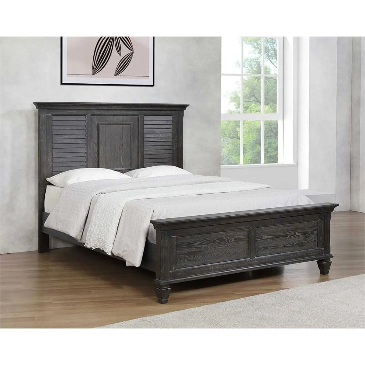 Wood Eastern King Panel Bed J679