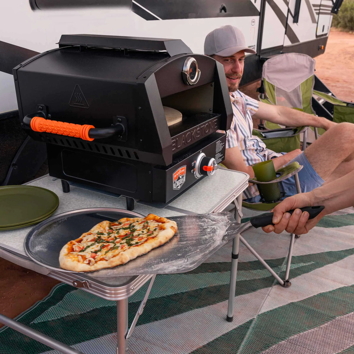 17 Pizza Oven with Burner Base E727912