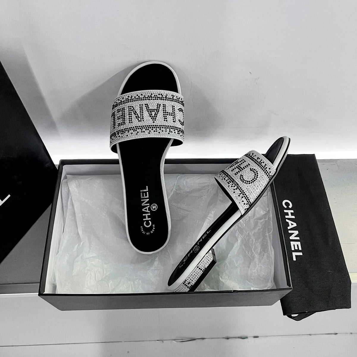 Blingbling Diamond Slippers P12628