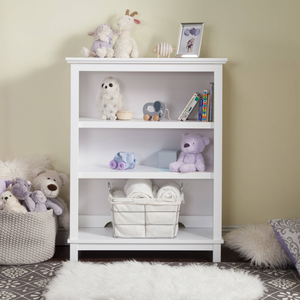 White Bookcase/Hutch G4281