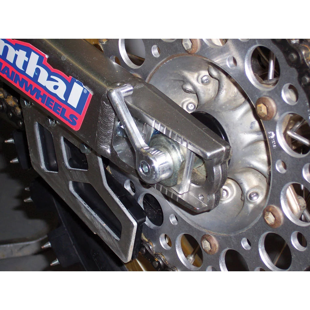Rear Axle Pull G654